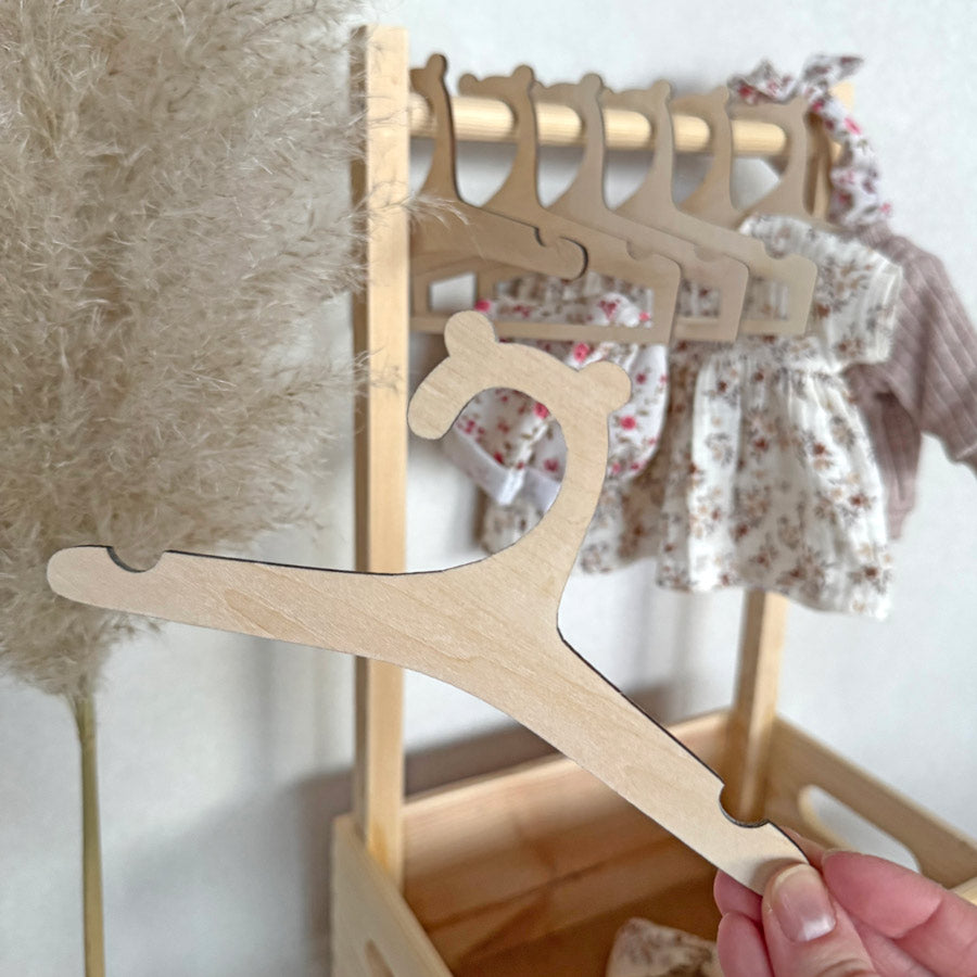 Puppen-Kleiderbügel mit Öhrchen – 8er Set aus Birkenholz