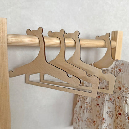Puppen-Kleiderbügel mit Öhrchen – 8er Set aus Birkenholz