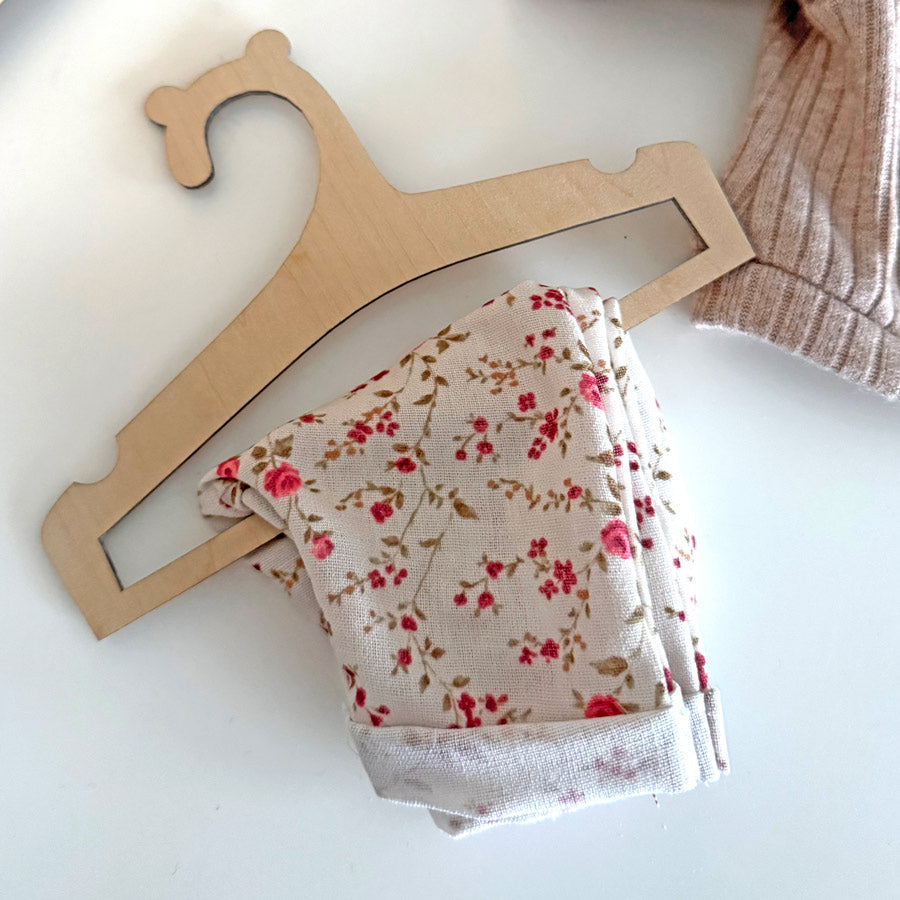 Puppen-Kleiderbügel mit Öhrchen – 8er Set aus Birkenholz